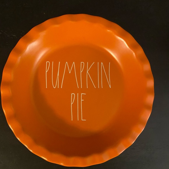 Rae Dunn Pumpkin Pie 10” Plate with Server New - Picture 2 of 7